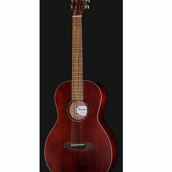 Et Test de la guitare acoustique Baton Rouge X11C/P-SCR