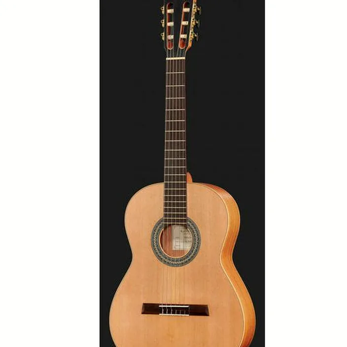 Guitare Classique Höfner HM65-Z-S Senorita Bundle | Test, Avis