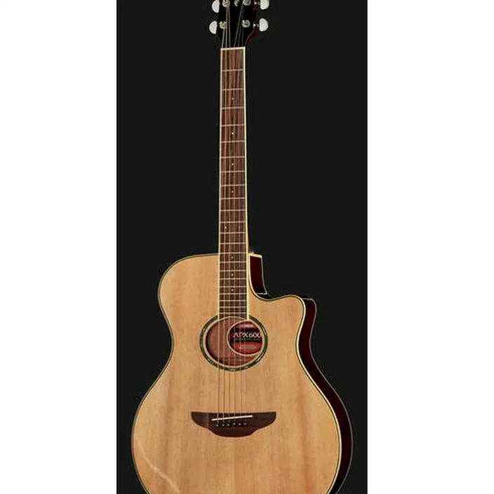 La guitare Yamaha APX 600 Natural , Avis & Test
