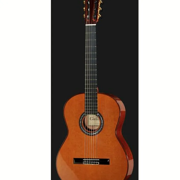 Avis de la guitare Classique Cordoba C9 Cedar