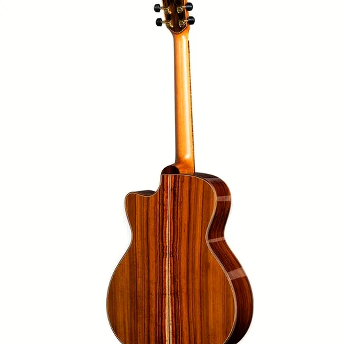 Et Avis de la guitare Lakewood M-44 Edition 2022