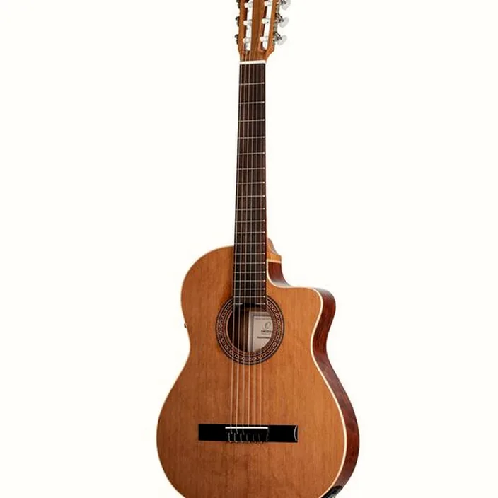 Et Avis Guitare Classique Ortega RCE180GT