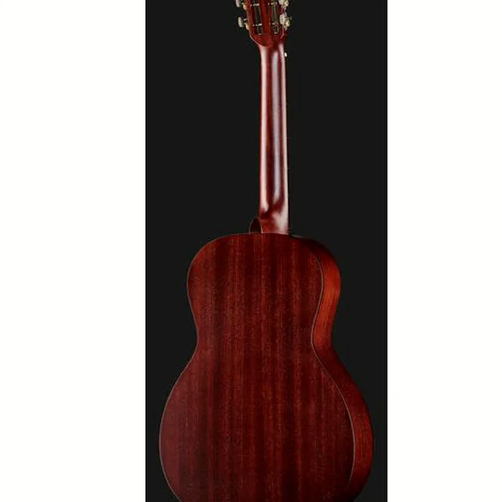 Et Test de la guitare acoustique Baton Rouge X11C/P-SCR