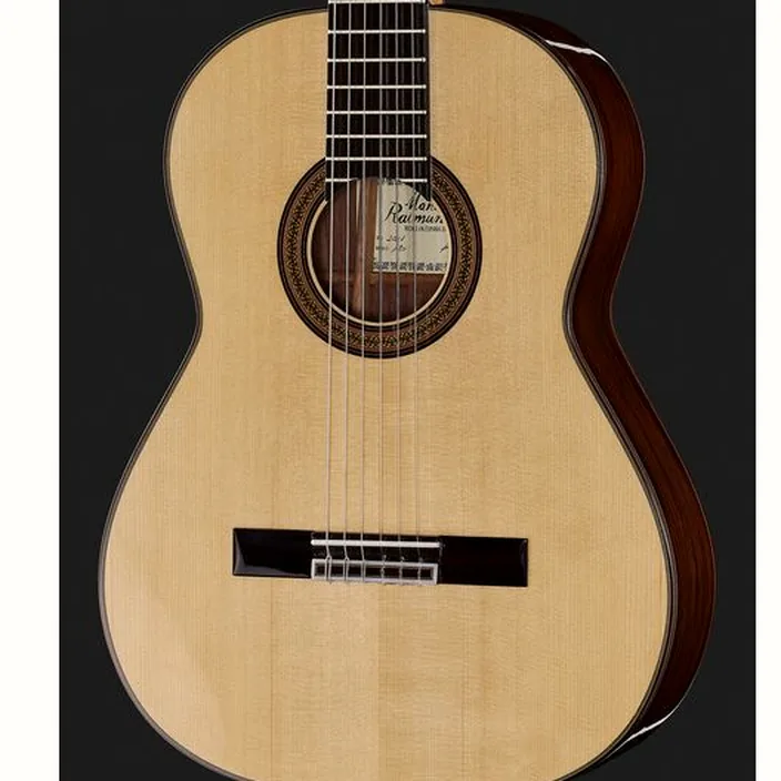 Et Test Guitare classique Raimundo Model 180 Spruce