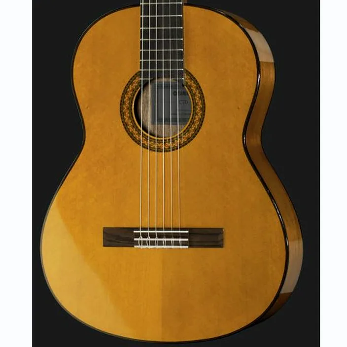 Guitare Yamaha C70