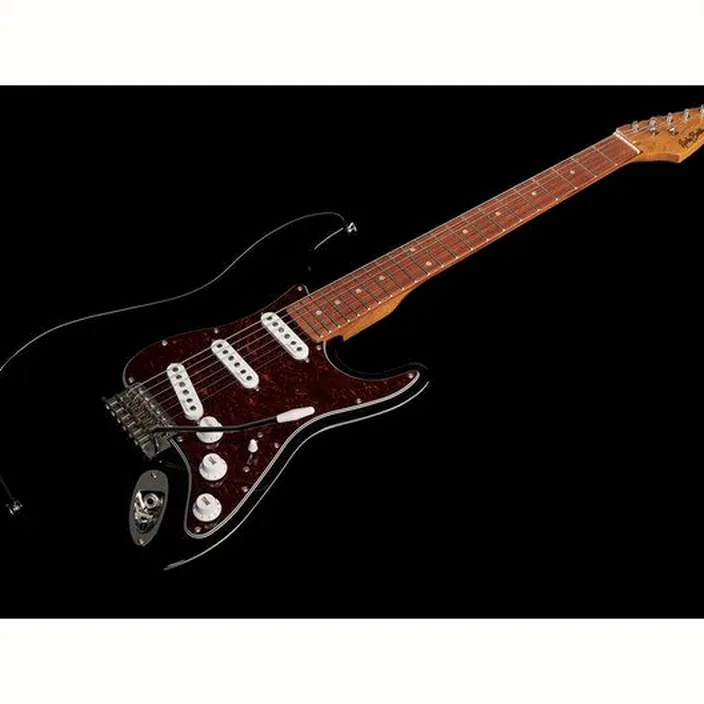 Harley Benton ST-62 BK Vintage Series Bundle