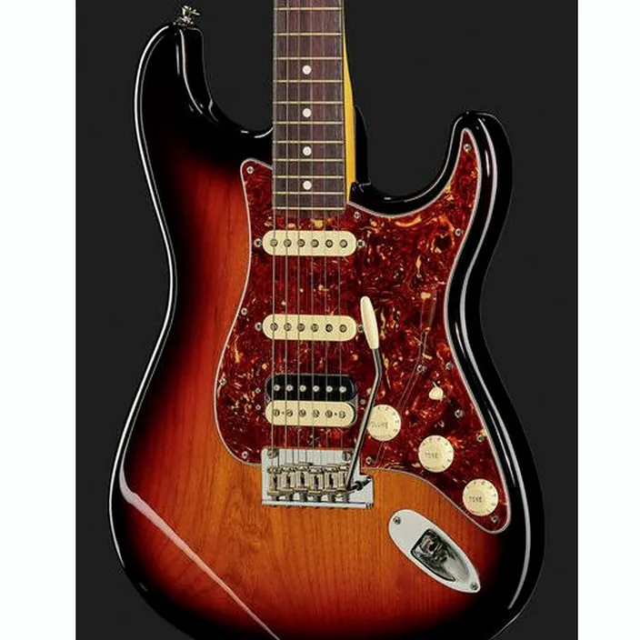 Fender AM Pro II Strat HSS RW 3TSB Test, Avis et Comparatif