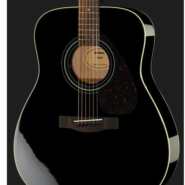 Guitare acoustique Yamaha F370 BL | Test et Avis