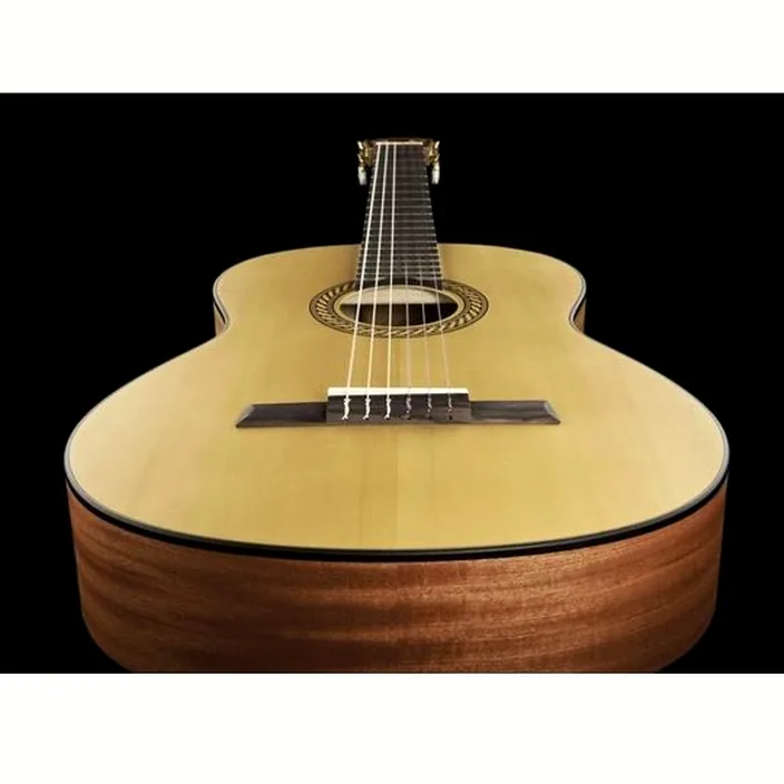 Guitare Classique Höfner SE I w/Bag : Avis, Test et Comparatif