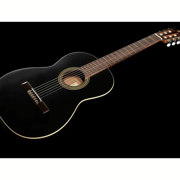 La guitare Alhambra 1C Black Satin incl.Gig Bundle Avis et Test