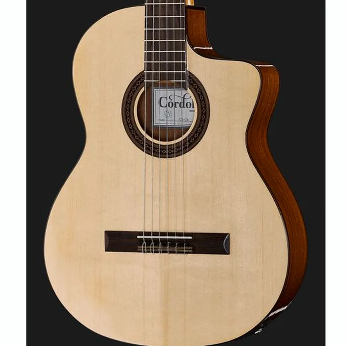 La guitare classique Cordoba C5 CE Spruce | Avis, Comparatif & Test
