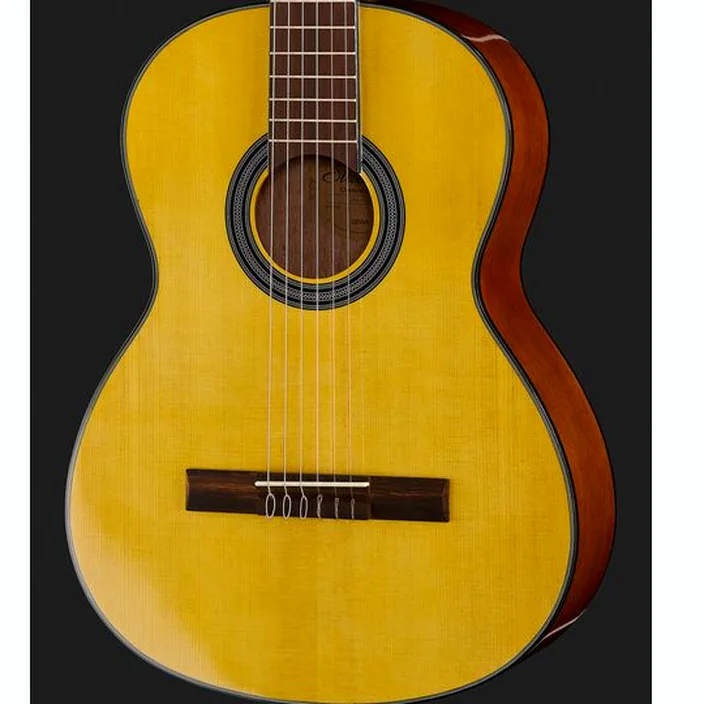 La guitare classique Gewa Student Natural 4/4 , Test, Avis & Comparatif