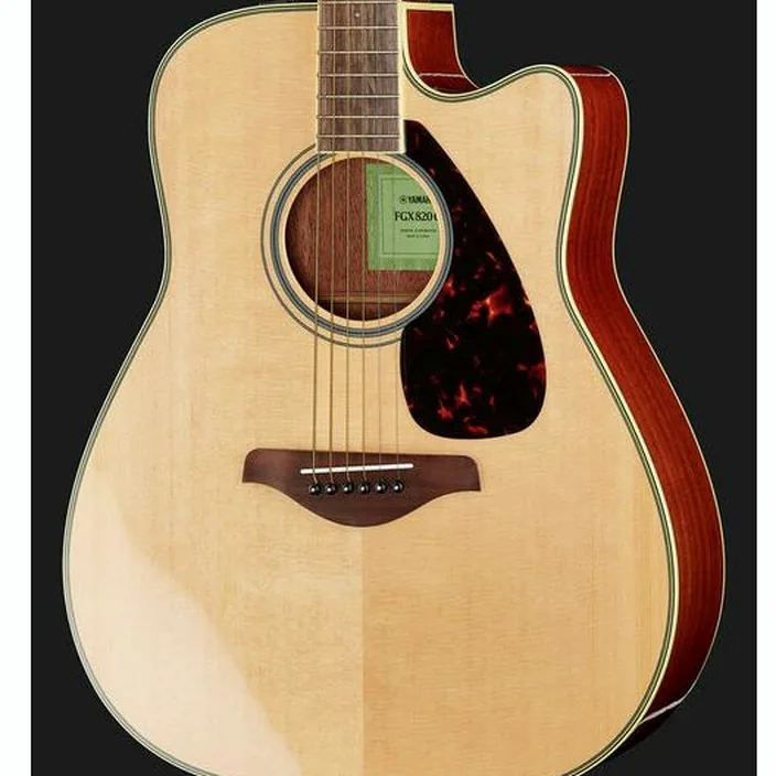 Avis de la guitare Acoustique Yamaha FGX820C NTII