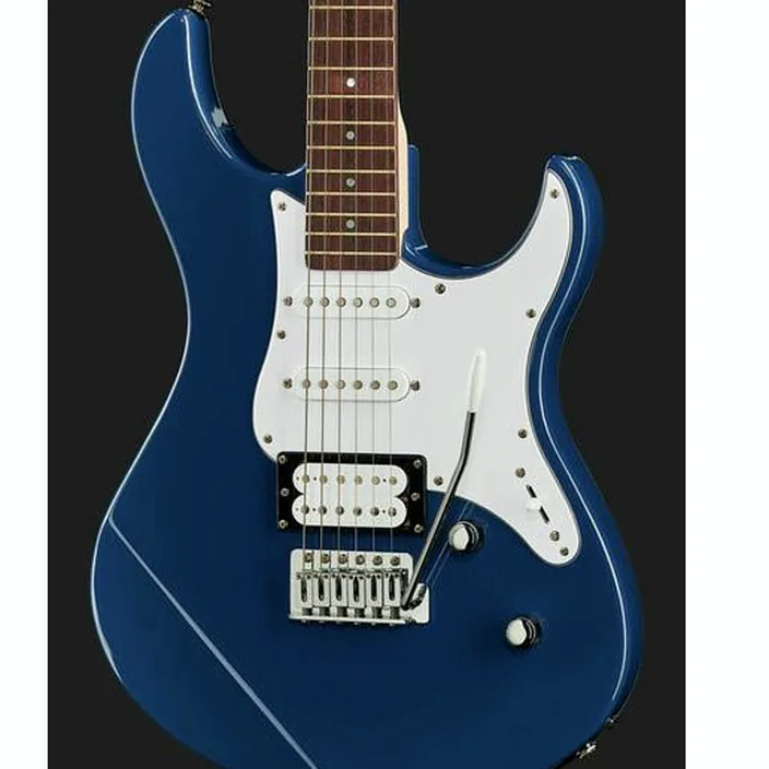 Guitare électrique Yamaha Pacifica 112V UBL RL