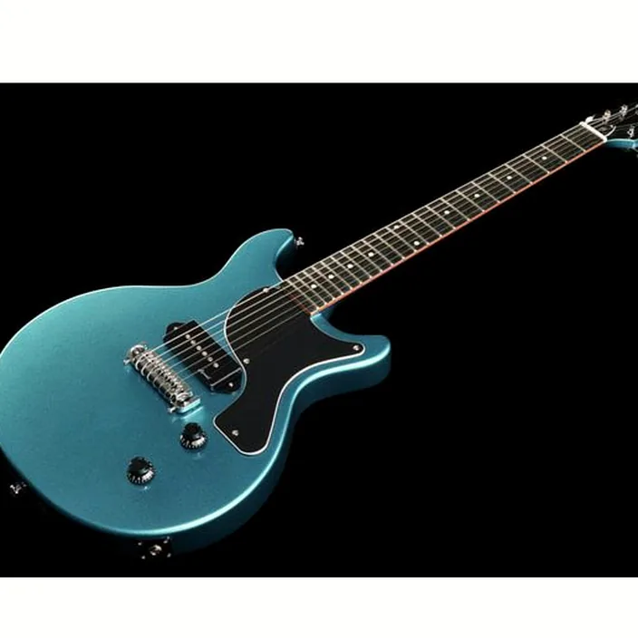 Harley Benton DC-Junior Pelham Blue Bundle