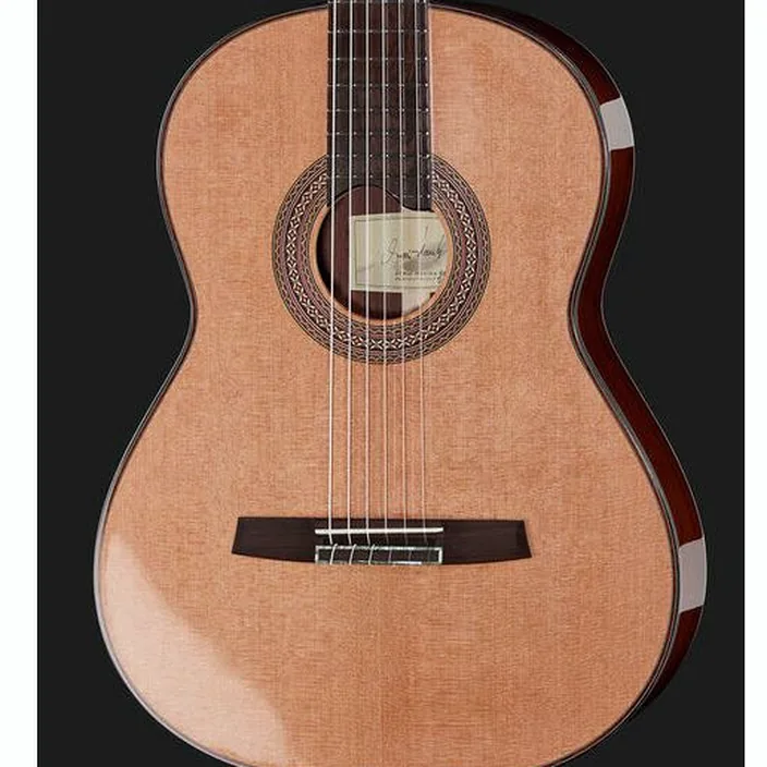 Et Avis de la guitare Classique Hanika HE Doubletop Madagascar