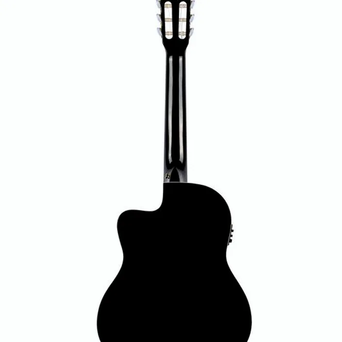 Et Avis de la guitare Ortega RCE141BK