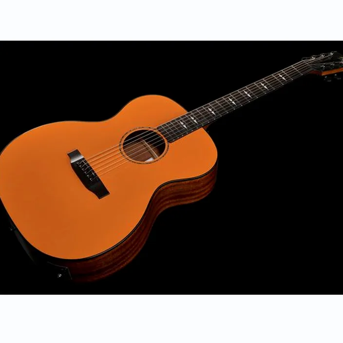 Et Test Guitare acoustique Harley Benton CLG-14SM Solid Top Bundle