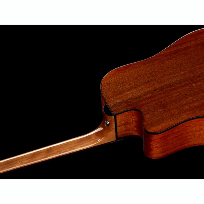 La guitare Harley Benton CLD-40SM-CE SolidWood Bundle , Avis, Test & Comparatif