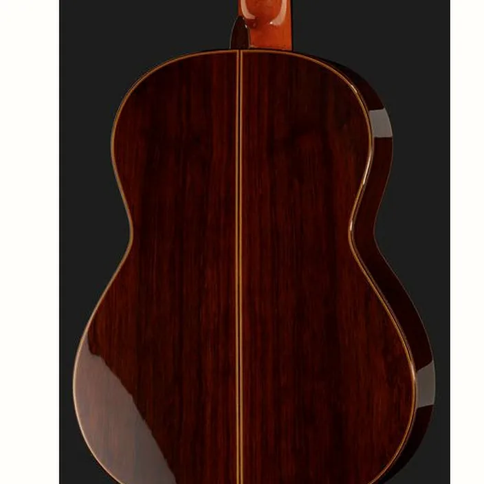 Guitare classique Juan Hernandez Romance Cedar