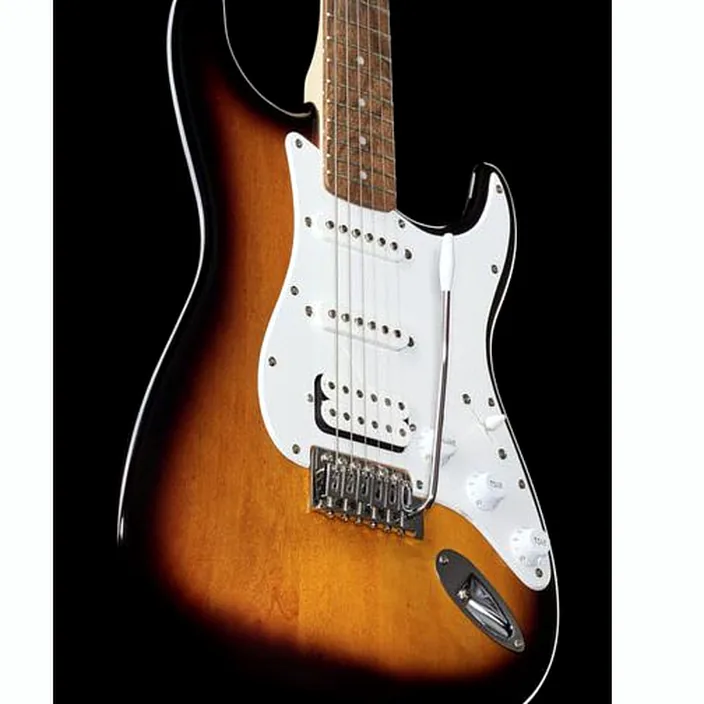 Guitare Squier Bullet Strat HSS Bundle