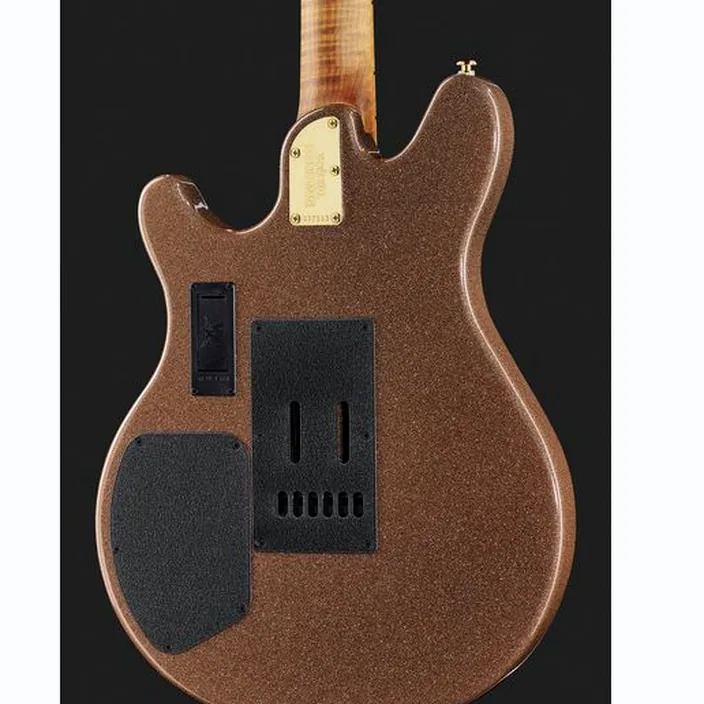 Et Avis de la guitare Music Man Valentine Trem Pink Champagne