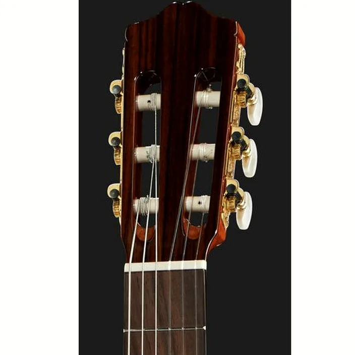 Et Test de la guitare classique Cordoba C5