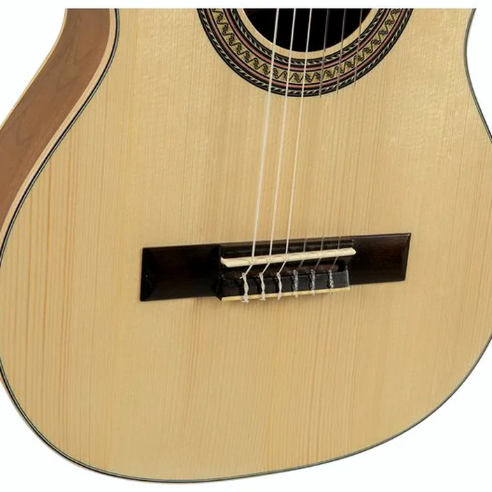 La guitare classique Manuel Rodriguez E-57 / Comparatif, Avis, Test