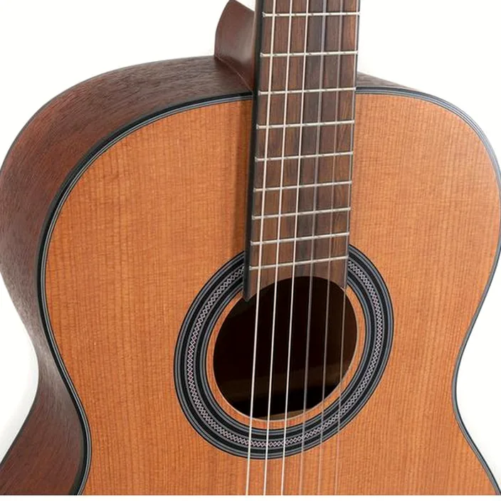 La guitare Gewa Student Natural Cedar 7/8 Avis, Test et Comparatif