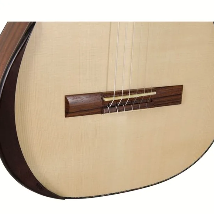 La guitare Manuel Rodriguez Magistral D-S , Avis, Test et Comparatif