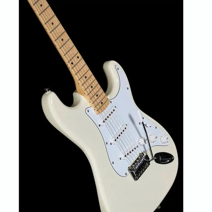 Squier Affinity Strat MN OW Bundle , Avis, Comparatif, Test