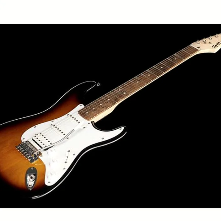 Guitare Squier Bullet Strat HSS Bundle