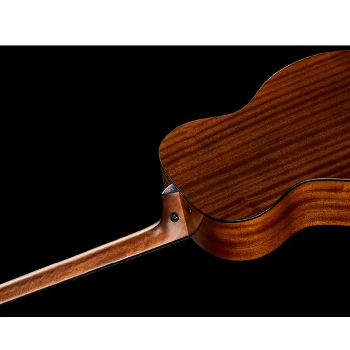 Et Test de la guitare Acoustique Harley Benton CLG-14SM Solid Top