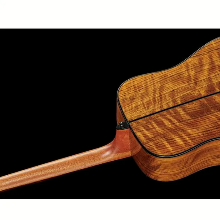 Guitare LAG Tramontane T318D