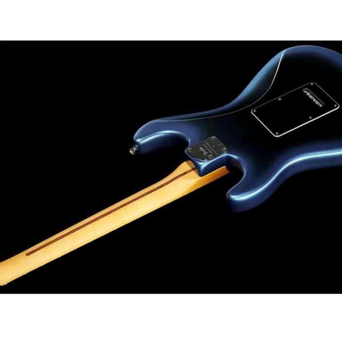 Fender AM Pro II Strat MN DK NIT Avis, Test et Comparatif