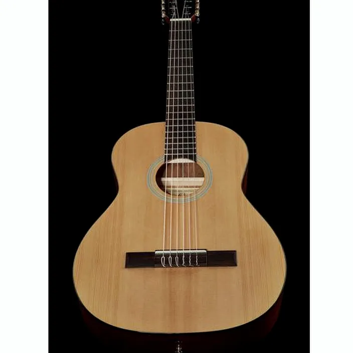 Guitare classique Ortega RST5-3/4 : Avis, Test & Comparatif