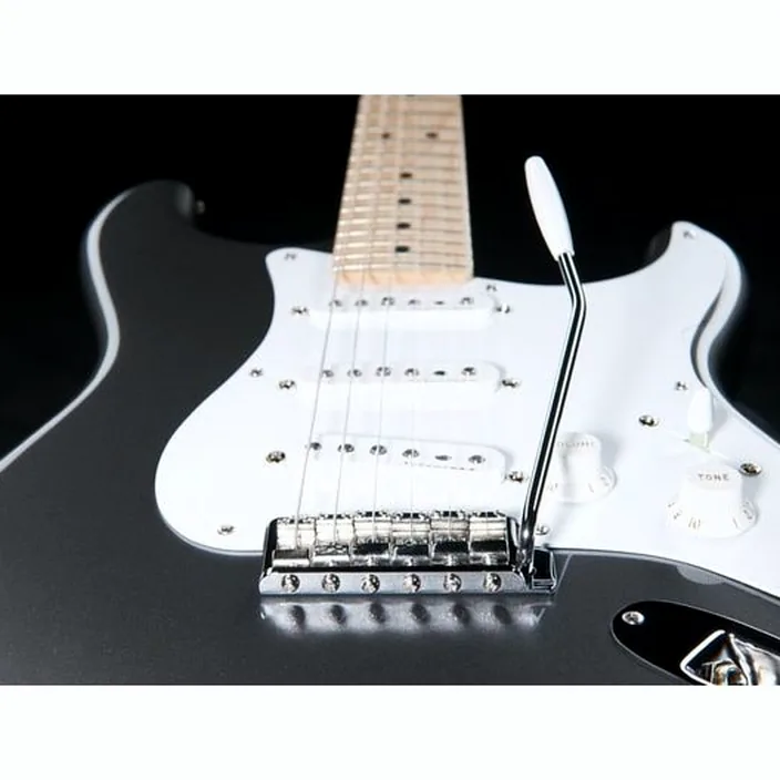 La guitare Fender Clapton Strat Signature PW , Comparatif, Avis et Test