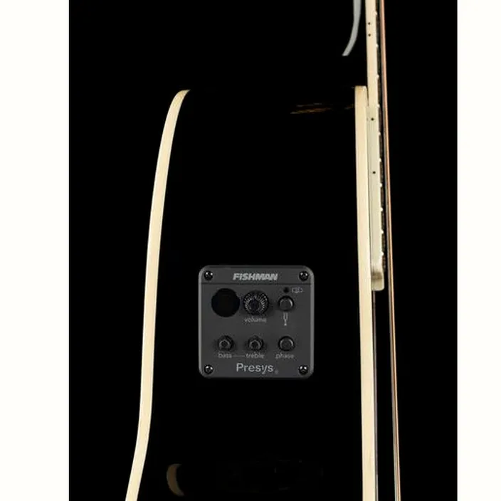 Et Test de la guitare Harley Benton HB Custom Line King-CE Bundle