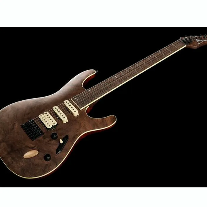 Et Test de la guitare Ibanez SEW761CW-NTF