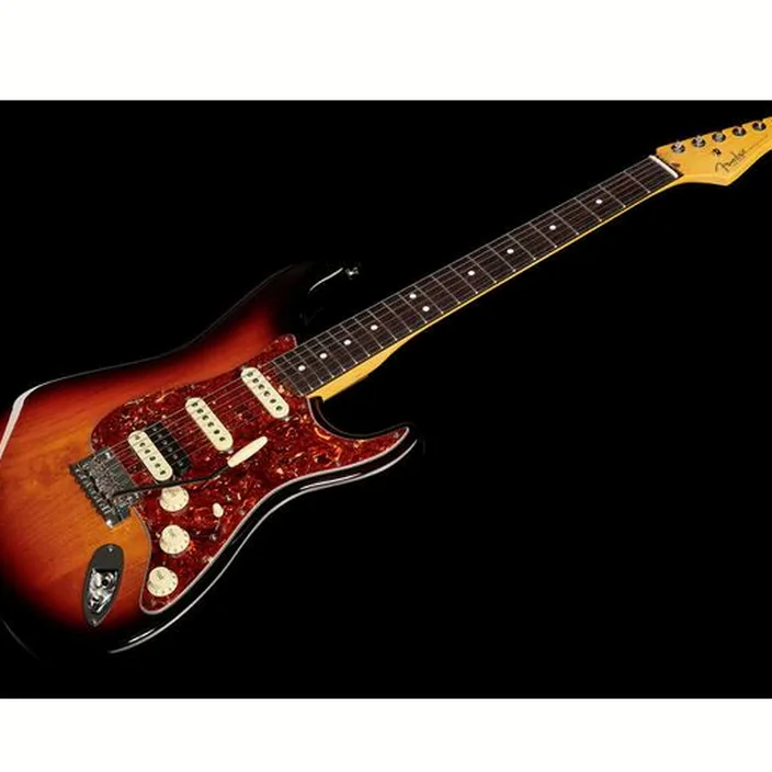 Fender AM Pro II Strat HSS RW 3TSB Test, Avis et Comparatif