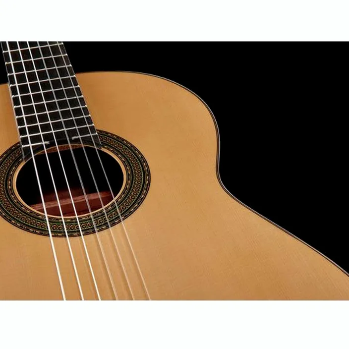 La guitare classique Raimundo 128-A profesor NAT : Avis, Comparatif et Test