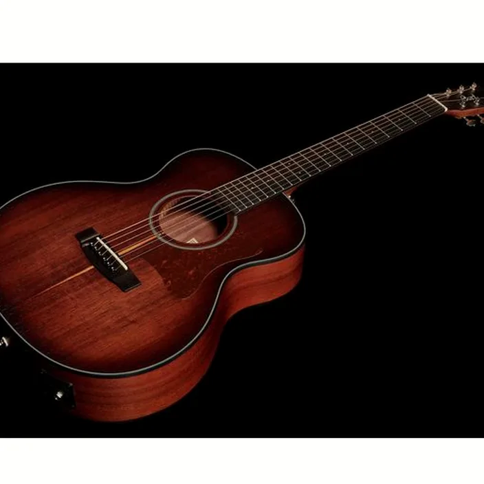 La guitare Cort Little CJ Light Burst Avis, Test
