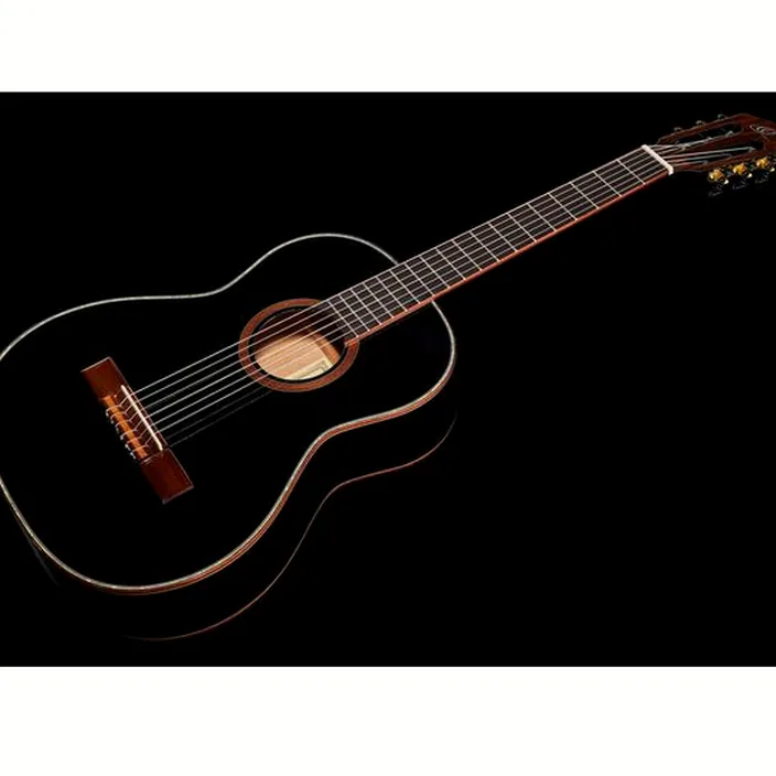 La guitare Ortega R221-3/4 BK Avis, Test et Comparatif