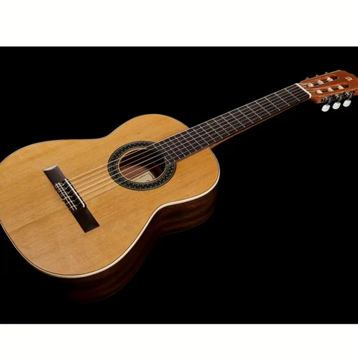 Guitare Alhambra 1C HT 1/2 incl. Gigbag Bundle