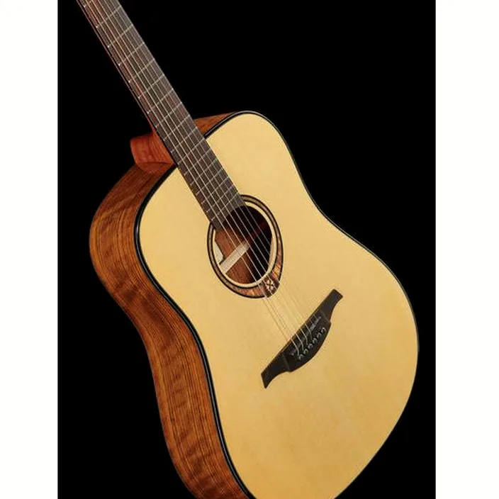 Guitare LAG Tramontane T318D