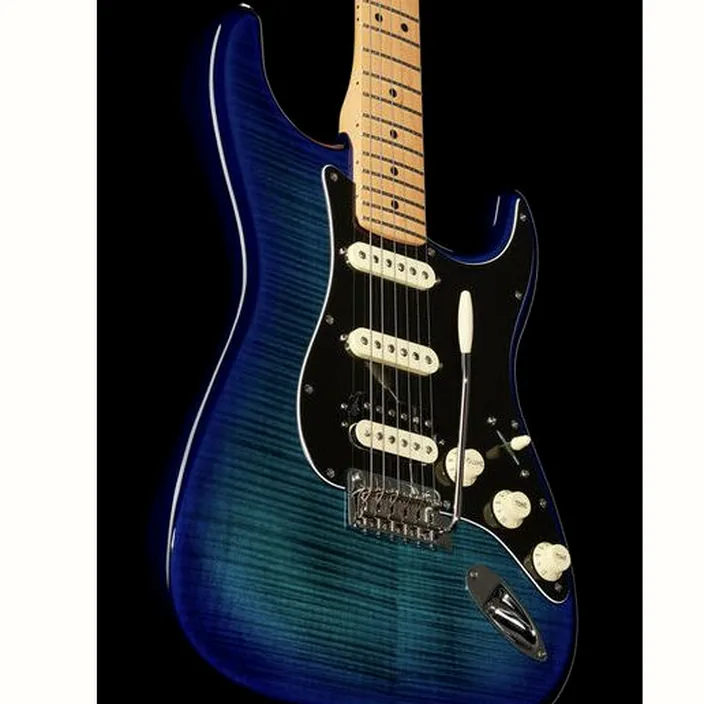 Fender LTD Player Ser Blue Burst Plus - Test, Comparatif et Avis
