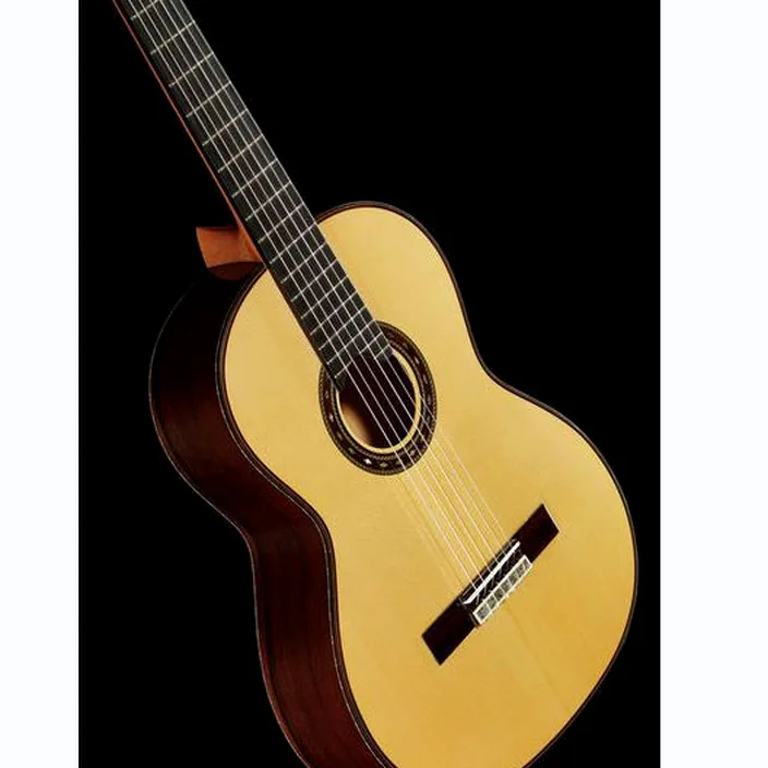 Guitare Amalio Burguet Aniversario Spruce W/Case : Test, Comparatif, Avis