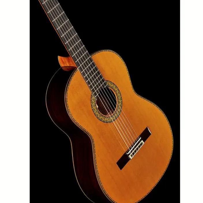 La guitare classique Juan Hernandez Concierto Cedar | Test, Comparatif, Avis