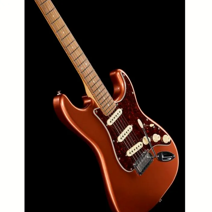 La guitare électrique Fender Player Plus Strat Aged CAR Test, Comparatif & Avis