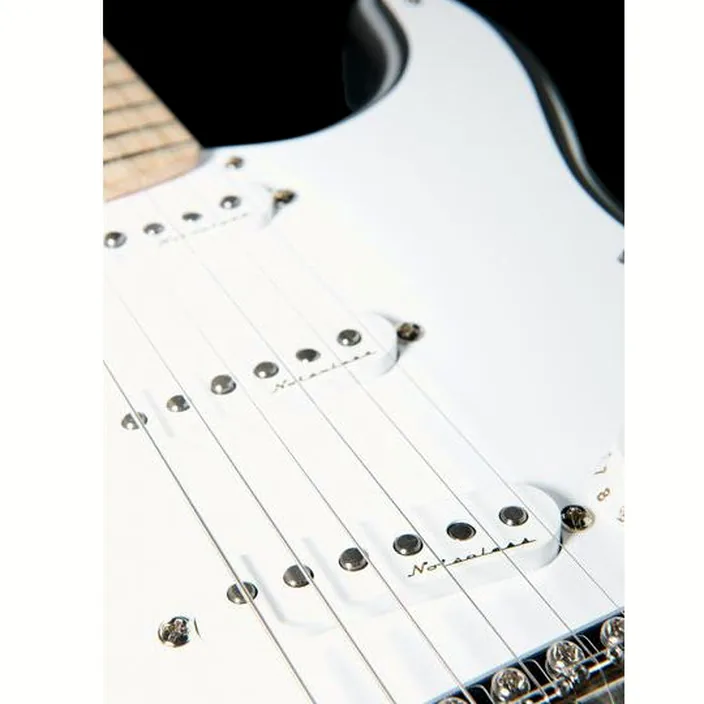 La guitare Fender Clapton Strat Signature PW , Comparatif, Avis et Test